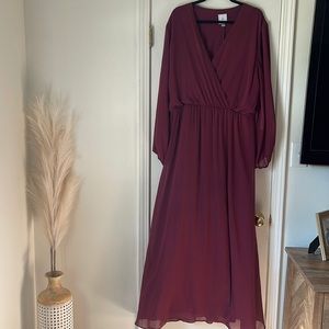 Plus size bridesmaids dress.